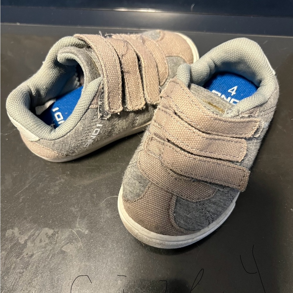 And 1 Kid shoes
